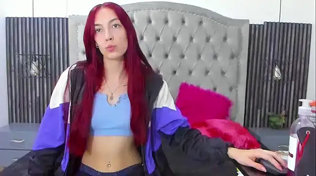 danna flame online show from 01/07/25, 10:32
