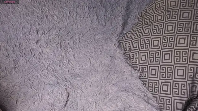 Snapshot of MerylHedley chatting on 02/22/25, 01:13 MerylHedley online show from 02/22/25, 01:13