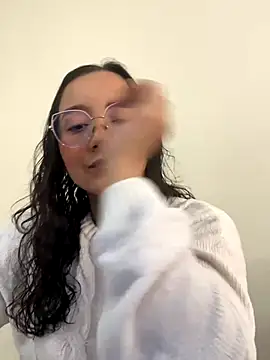 Snapshot of Kay_LustyWife chatting on 12/04/24, 12:14 Kay LustyWife online show from 12/04/24, 12:14