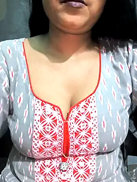 Snapshot of NEETU-89 chatting on 09/15/25, 03:50 NEETU-89 online show from 09/15/25, 03:50