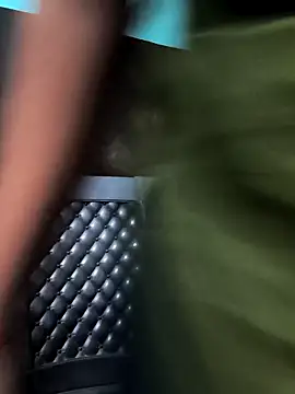 Snapshot of NEETU-89 chatting on 09/26/25, 03:32 NEETU-89 online show from 09/26/25, 03:32