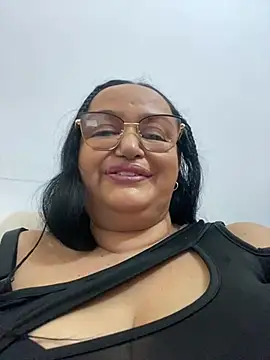 Snapshot of GiaNahomi chatting on 01/12/25, 03:39 GiaNahomi online show from 01/12/25, 03:39