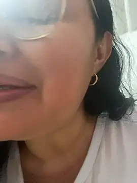 Snapshot of GiaNahomi chatting on 02/06/25, 03:06 GiaNahomi online show from 02/06/25, 03:06