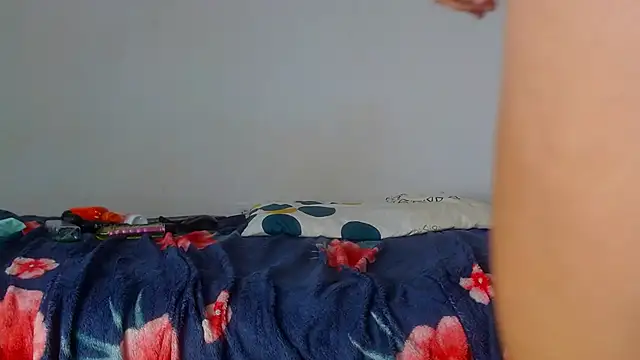 analdeepalejandra18 online show from 12/10/24, 11:08