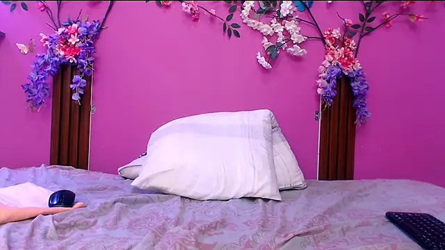 Snapshot of analdeepalejandra18 chatting on 09/15/25, 07:14 analdeepalejandra18 online show from 09/15/25, 07:14