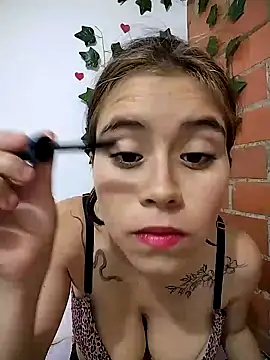 Snapshot of Alexandra_65 chatting on 02/02/25, 12:40 Alexandra 65 online show from 02/02/25, 12:40