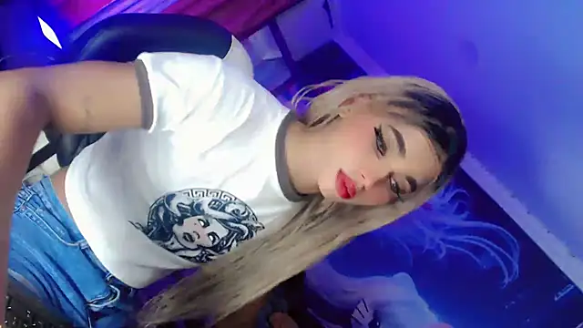 Thalia girl21 online show from 12/19/24, 11:25