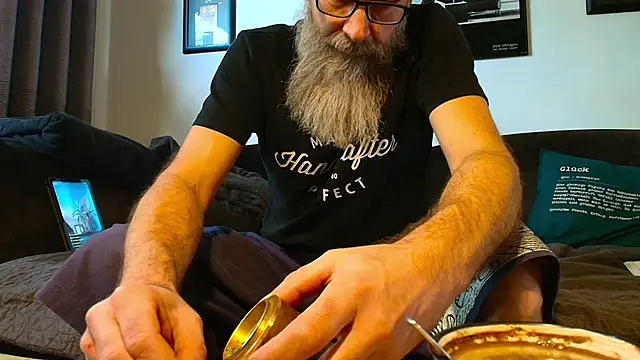 Kingsscepter online show from 10/24/25, 10:11