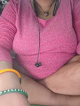 hotty manisha online show from 07/28/26, 07:04