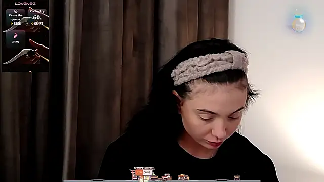 AveryWillow online show from 01/11/25, 04:14