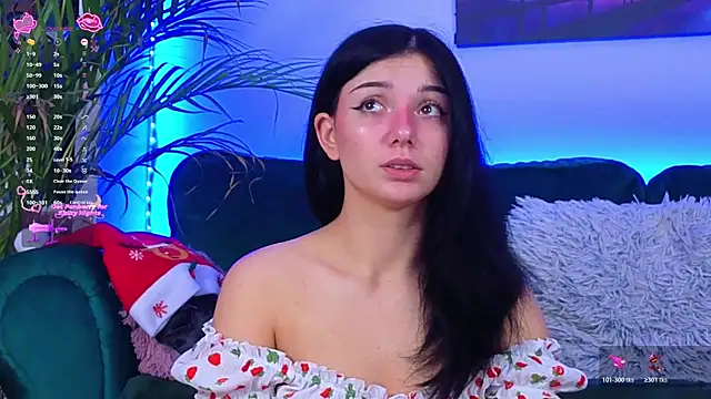 Snapshot of AveryWillow chatting on 12/02/25, 06:14 AveryWillow online show from 12/02/25, 06:14