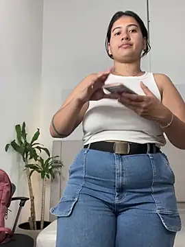 AliceMayer1 online show from 03/16/25, 11:05