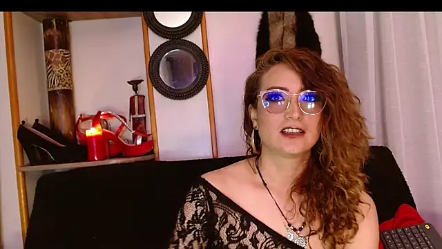 AdeleMourfg online show from 02/11/25, 06:19