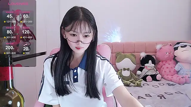 Xiaomi-Angela online show from 12/19/24, 03:52