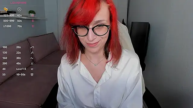 Snapshot of Dora_Marcelli chatting on 10/24/25, 07:16 Dora Marcelli online show from 10/24/25, 07:16