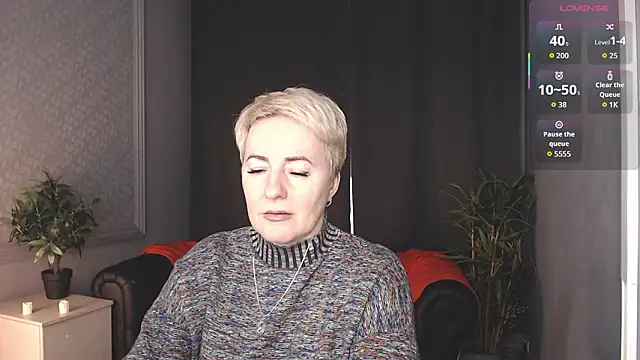 Snapshot of Nika_Smit chatting on 01/16/26, 09:24 Nika Smit online show from 01/16/26, 09:24