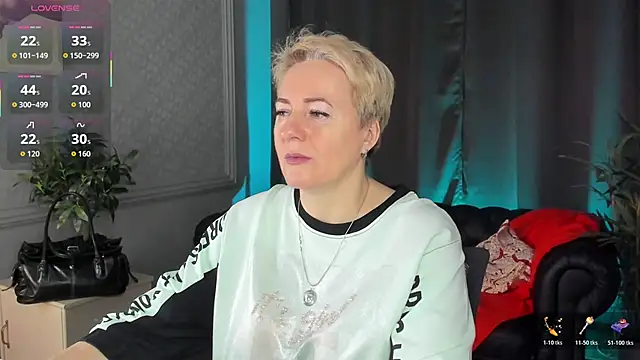 Snapshot of Nika_Smit chatting on 01/18/26, 05:22 Nika Smit online show from 01/18/26, 05:22