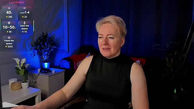 Snapshot of Nika_Smit chatting on 02/01/26, 05:50 Nika Smit online show from 02/01/26, 05:50