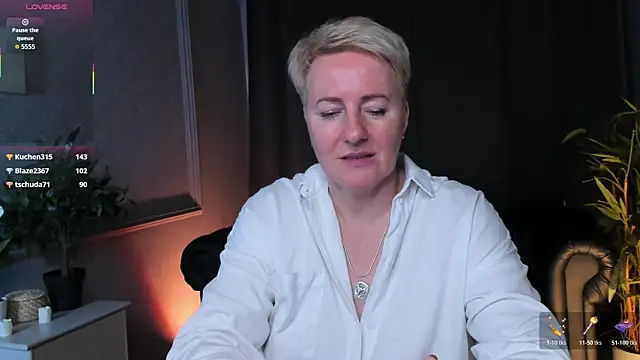 Snapshot of Nika_Smit chatting on 04/25/26, 01:41 Nika Smit online show from 04/25/26, 01:41