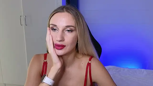 Megan Kira online show from 06/27/26, 09:42