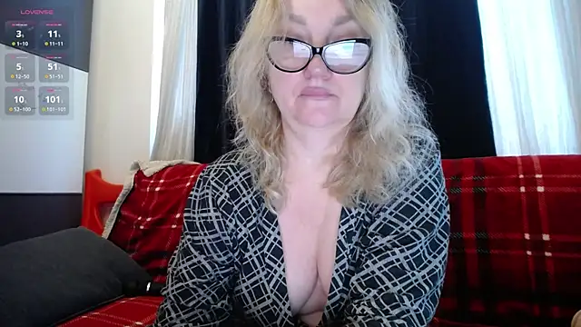 Blond Woman online show from 12/16/24, 11:12