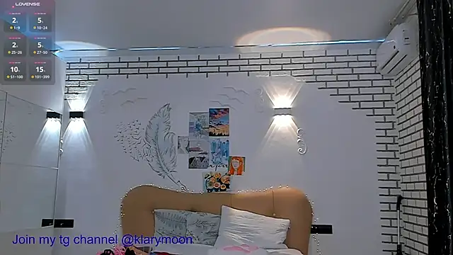 cute stefania online show from 03/08/25, 08:03
