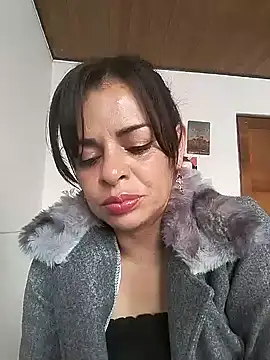 NATHALIA-28  online show from 01/08/25, 08:50