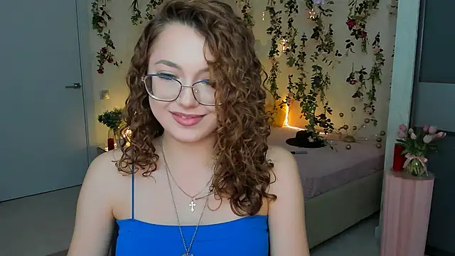Snapshot of SereneFlame chatting on 02/02/26, 06:06 SereneFlame online show from 02/02/26, 06:06