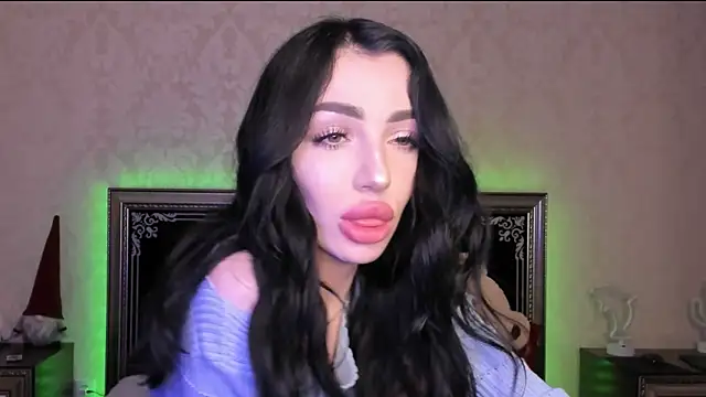 NancyLovee  online show from 03/20/25, 09:46
