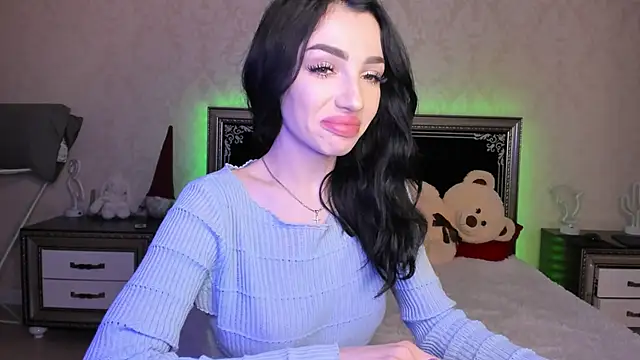 NancyLovee  online show from 03/21/25, 12:51