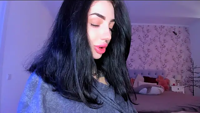 NancyLovee  online show from 06/02/26, 01:46
