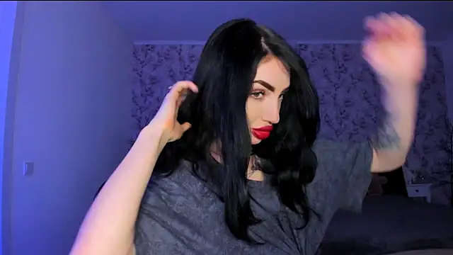 NancyLovee  online show from 06/04/26, 07:42