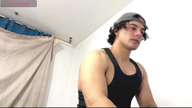 Snapshot of logan_x3 chatting on 06/03/26, 03:53 logan x3 online show from 06/03/26, 03:53