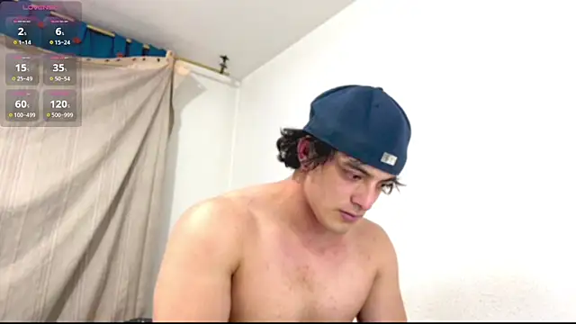 Snapshot of logan_x3 chatting on 06/04/26, 04:18 logan x3 online show from 06/04/26, 04:18