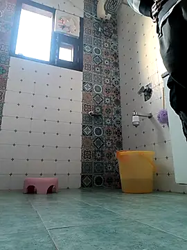 hot-po online show from 01/24/25, 03:11