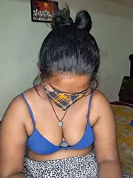 anitha906 online show from 02/07/25, 06:14