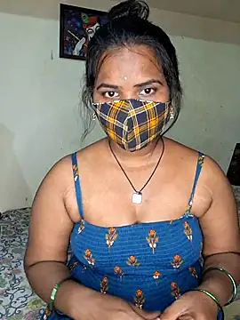 anitha906 online show from 03/05/25, 08:21