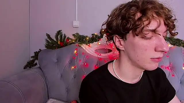 TrevorBenson online show from 12/20/24, 07:17