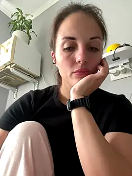 AmiLavs online show from 10/18/25, 11:55