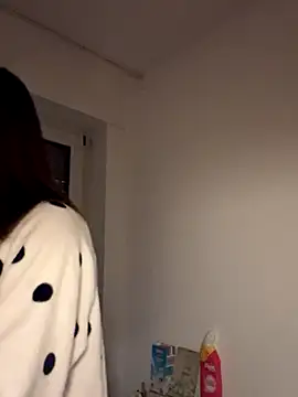 EmilyWi  online show from 10/08/25, 05:10