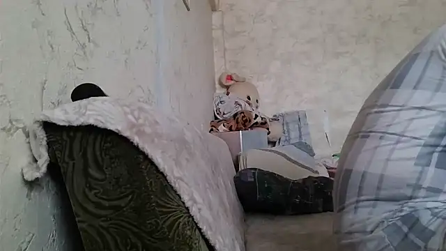 Snapshot of AgnichBan chatting on 01/12/25, 04:52 AgnichBan online show from 01/12/25, 04:52