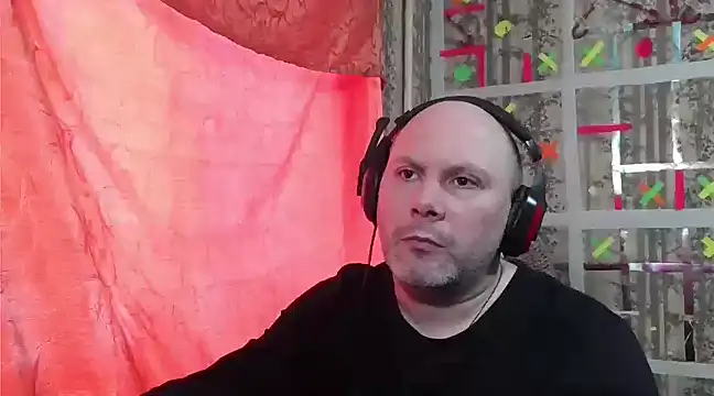 Snapshot of AgnichBan chatting on 02/14/25, 03:33 AgnichBan online show from 02/14/25, 03:33