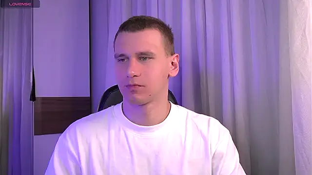 Snapshot of vance_rulez chatting on 11/27/25, 06:48 vance rulez online show from 11/27/25, 06:48