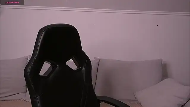 Snapshot of vance_rulez chatting on 12/14/25, 06:56 vance rulez online show from 12/14/25, 06:56