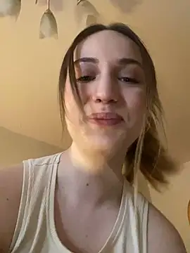 Emily the temptress  online show from 12/21/24, 08:18