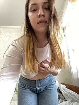 Emily the temptress  online show from 03/15/25, 08:58