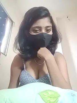 Snapshot of HotKhushi13 chatting on 12/22/24, 06:49 HotKhushi13 online show from 12/22/24, 06:49