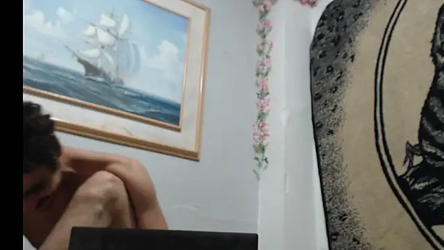 Snapshot of creamyadvisor01 chatting on 03/23/25, 03:10 creamyadvisor01 online show from 03/23/25, 03:10