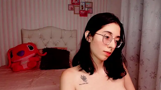 Snapshot of brooklove_doll chatting on 01/22/25, 05:26 brooklove doll online show from 01/22/25, 05:26