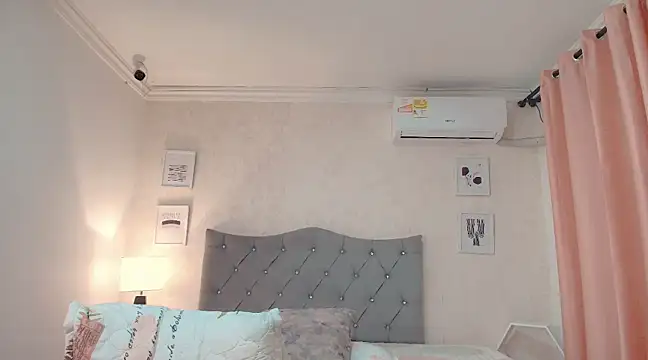 Snapshot of brooklove_doll chatting on 03/04/25, 11:32 brooklove doll online show from 03/04/25, 11:32